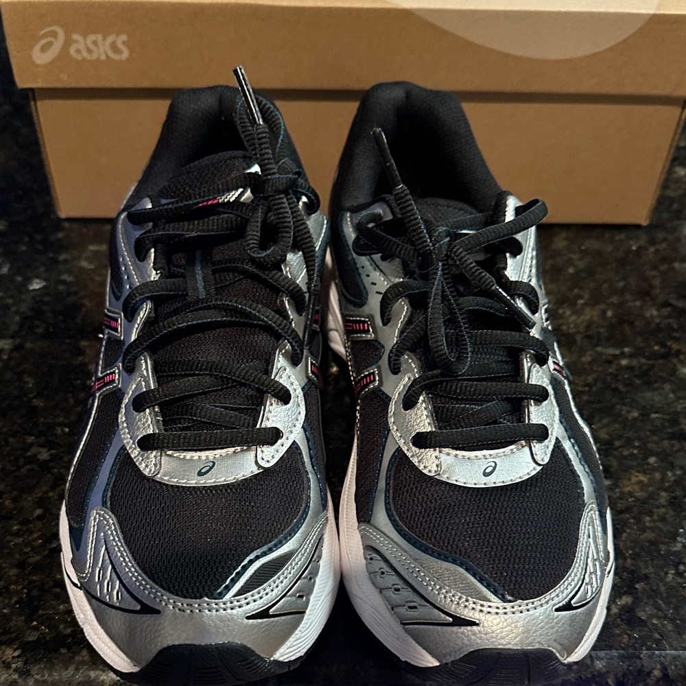ASICS women Black and Silver Athletic Shoes